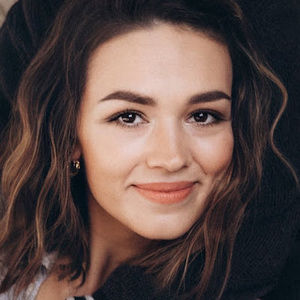 Meet your Posher, Evgenia